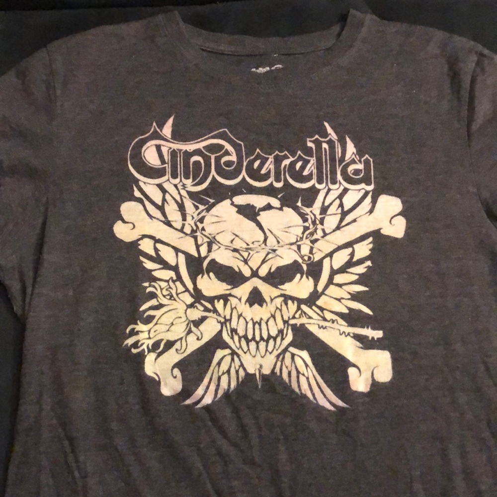Cinderella t-shirt women’s XL stretch material